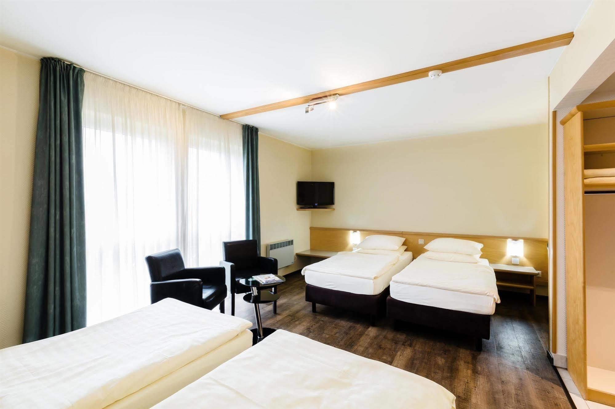 Best Western Euro Hotel Гондеранж Экстерьер фото